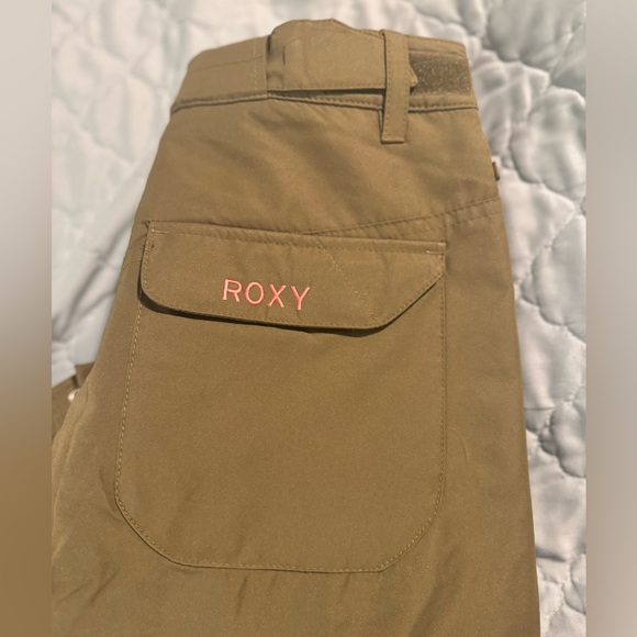 BNWT ROXY Snowpants Army Green - Picture 4 of 5